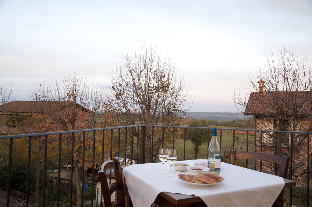 Agriturismo Il Vecchio Portico Francavilla Bisio ภายนอก รูปภาพ