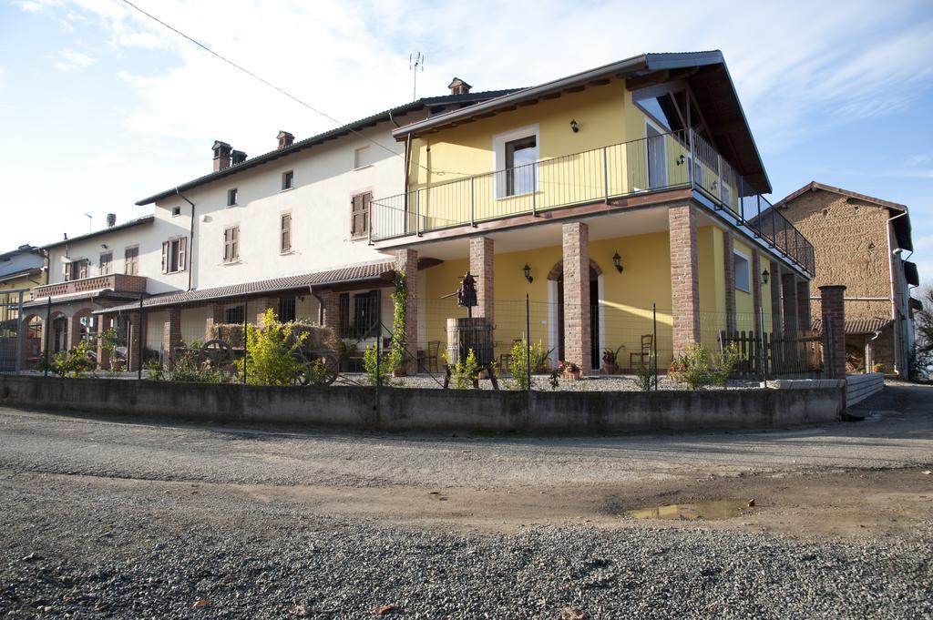 Agriturismo Il Vecchio Portico Francavilla Bisio ภายนอก รูปภาพ