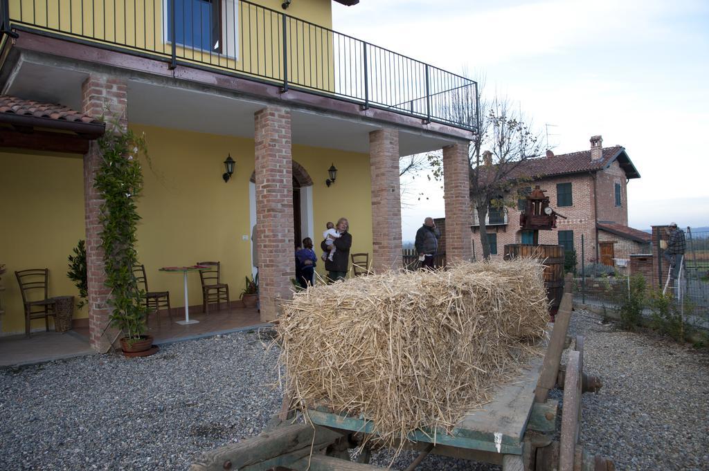 Agriturismo Il Vecchio Portico Francavilla Bisio ภายนอก รูปภาพ
